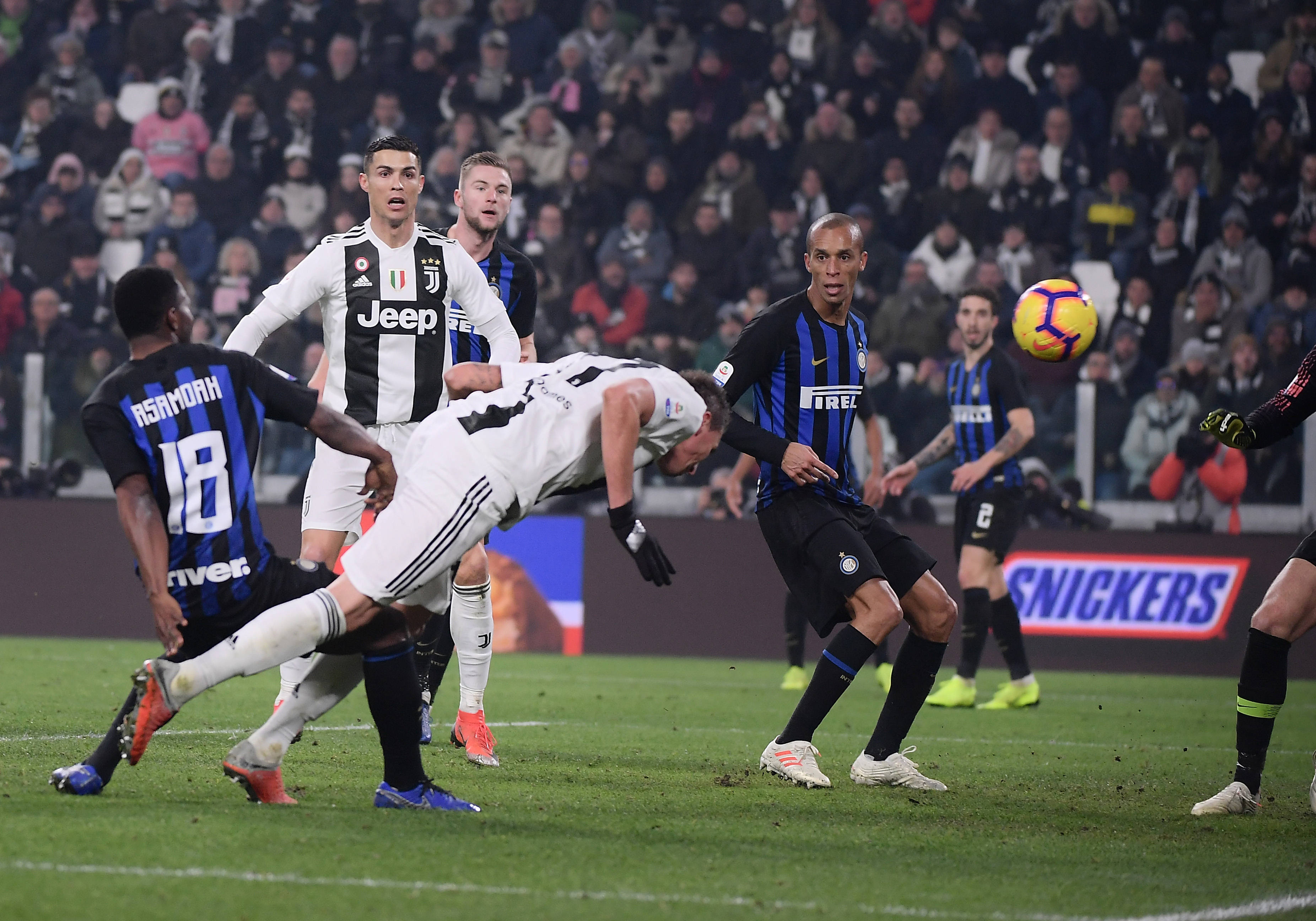 国米主场-击败对手，取得胜利的简单介绍