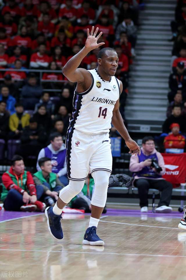 开云在线直播-关于新疆队险胜灰熊，易建联刷新纪录的信息